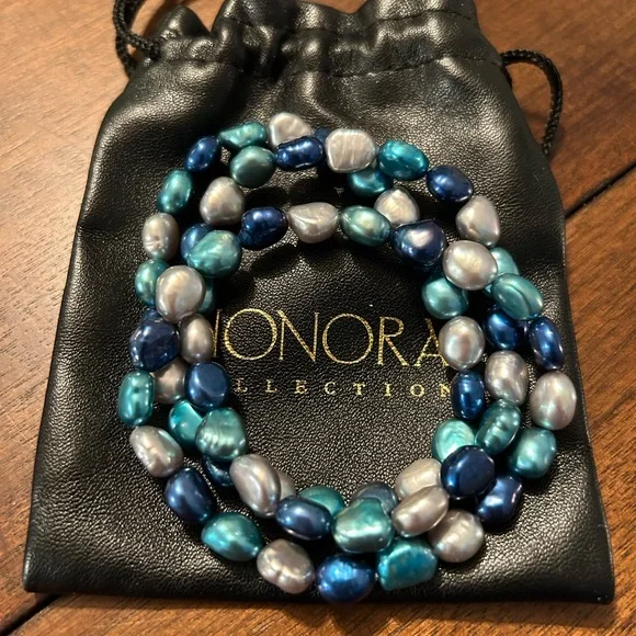 Honora Blue and Silver Pearl Bracelet Set - Picture 2 of 3